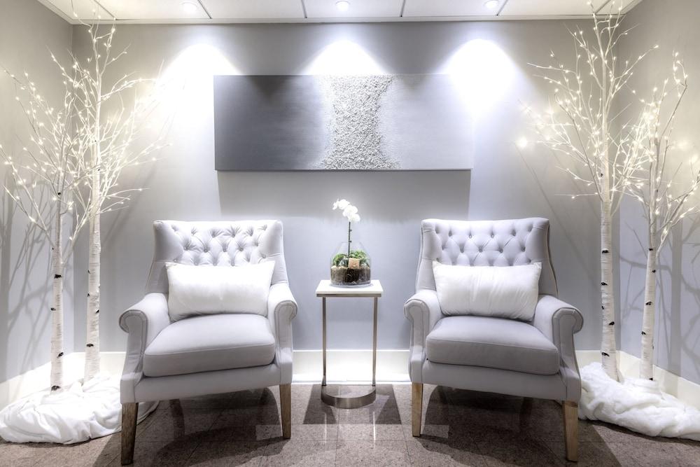 The Volare, Ascend Collection San Clemente