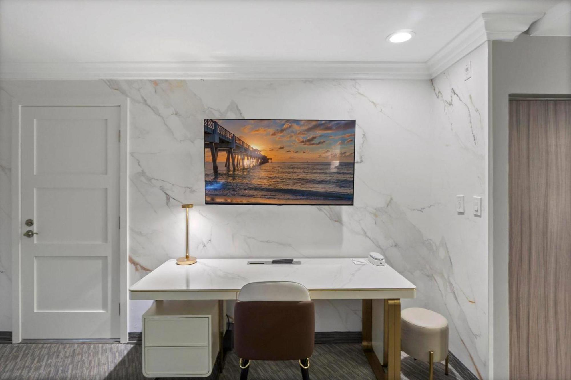 The Volare Near San Clemente Beach, Ascend Hotel Collection Hotel