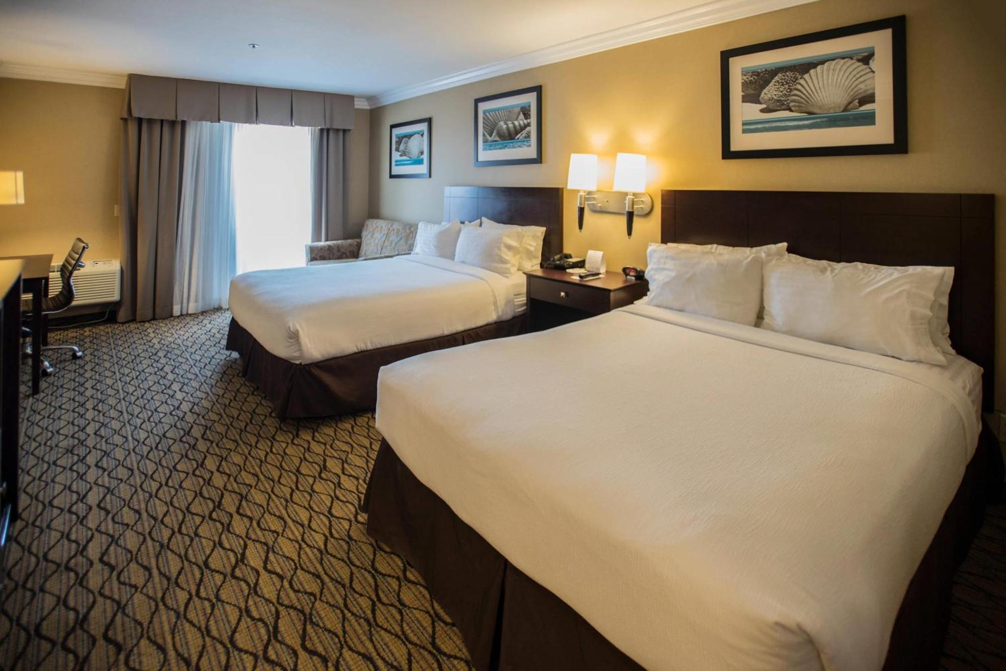 The Volare Near San Clemente Beach, Ascend Hotel Collection